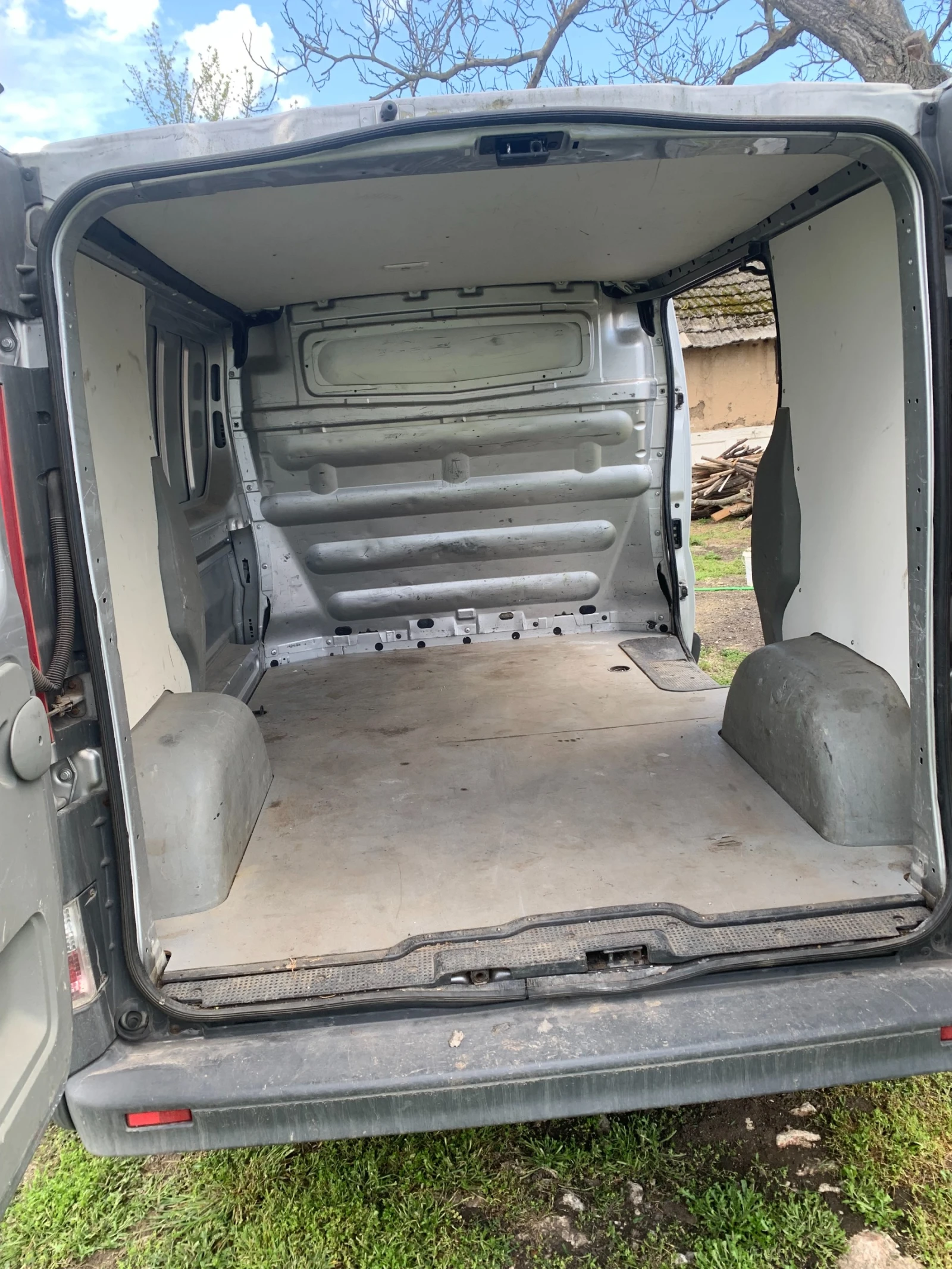 Opel Vivaro 2.0 CDTI - изображение 10