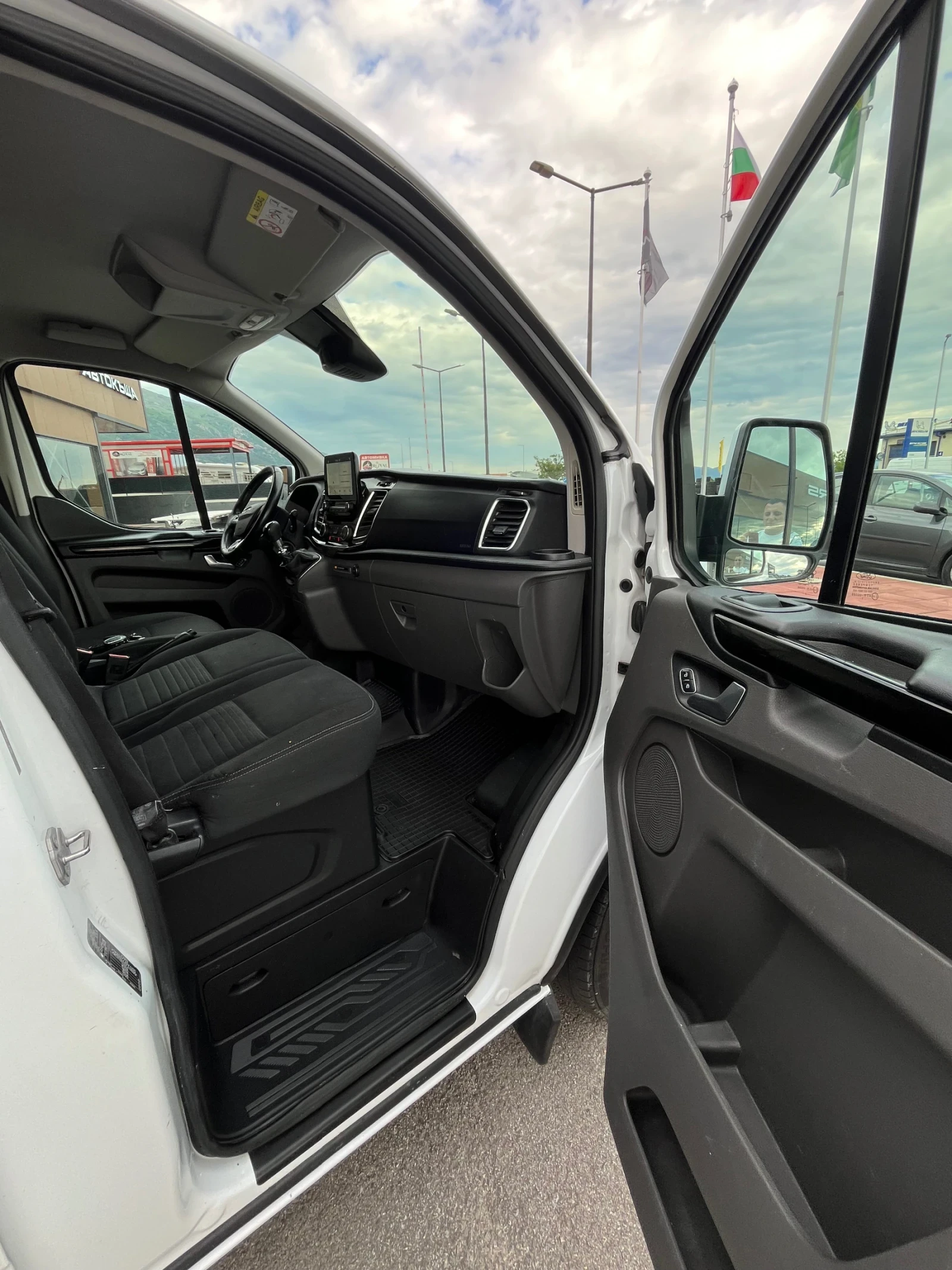 Ford Transit Custom ДЪЛГА БАЗА;2.0TDCI;ПОДГРЕВ;КЛИМАТРОНИК - изображение 10