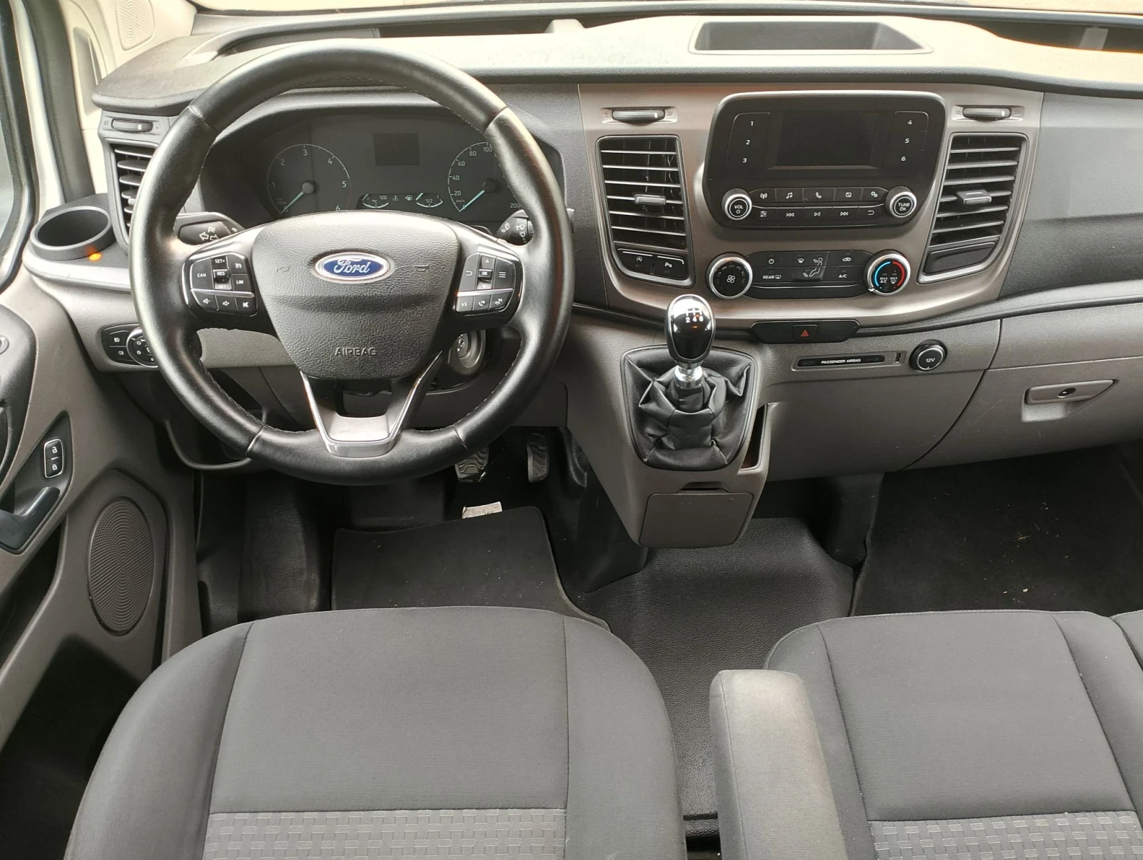 Ford Transit Custom L2H2, снимка 5 - Бусове и автобуси - 55562523