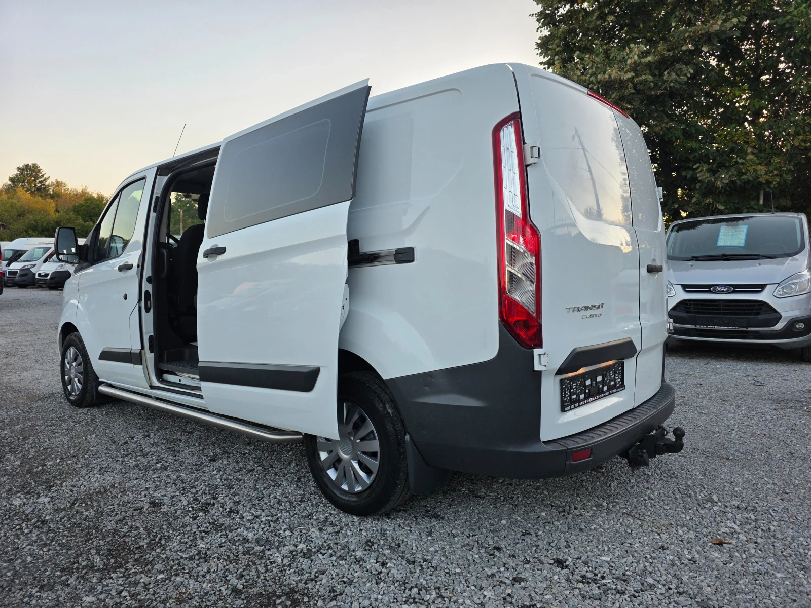 Ford Transit Custom 2.2tdci 5+ 1 дълга база, снимка 14 - Бусове и автобуси - 56135587