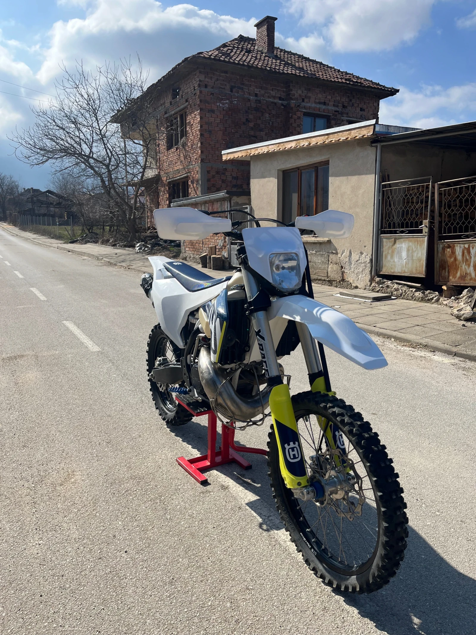 Husqvarna TE 300tpi, снимка 9 - Мотоциклети и мототехника - 54439536