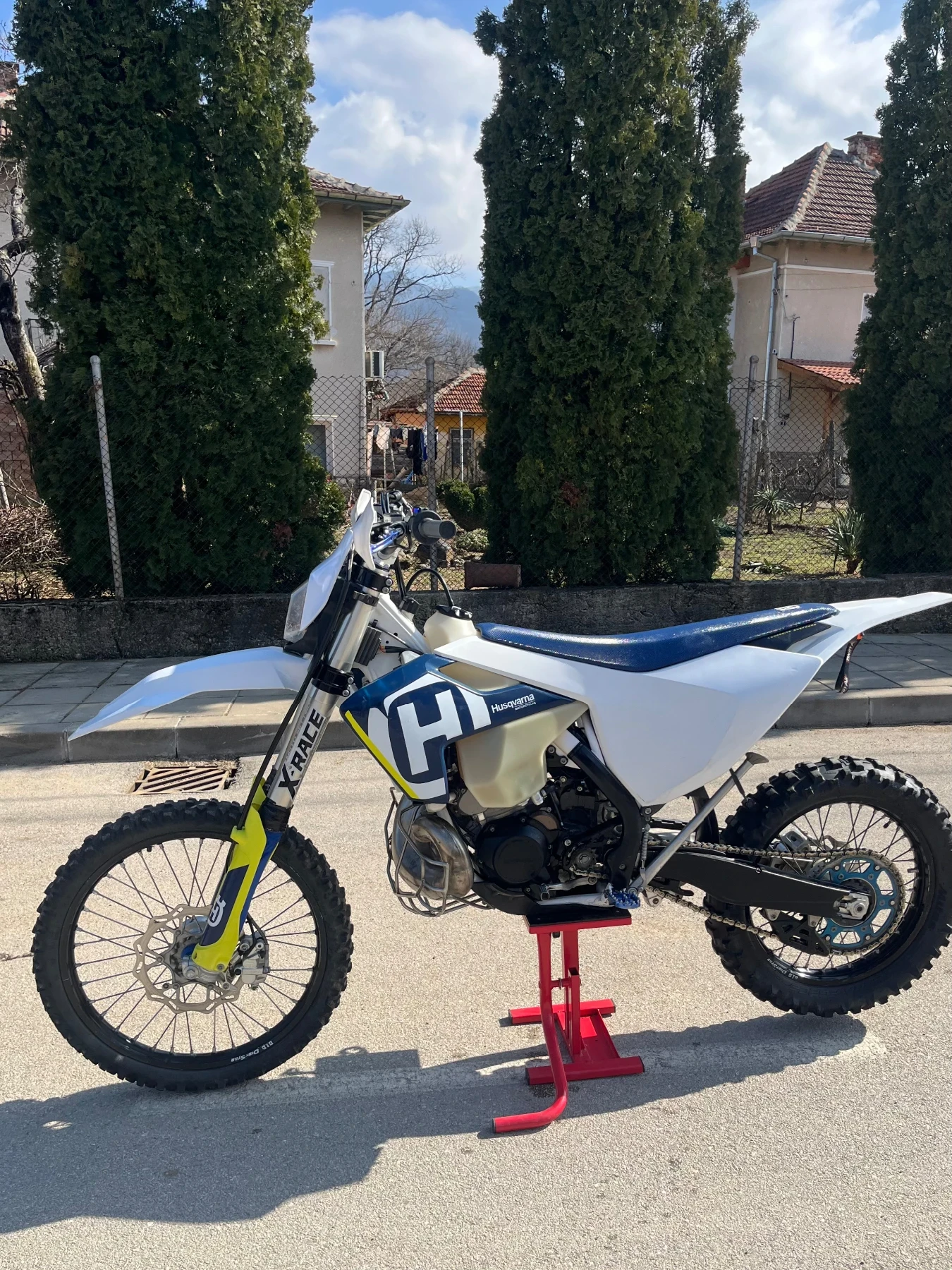 Husqvarna TE 300tpi, снимка 3 - Мотоциклети и мототехника - 54439536