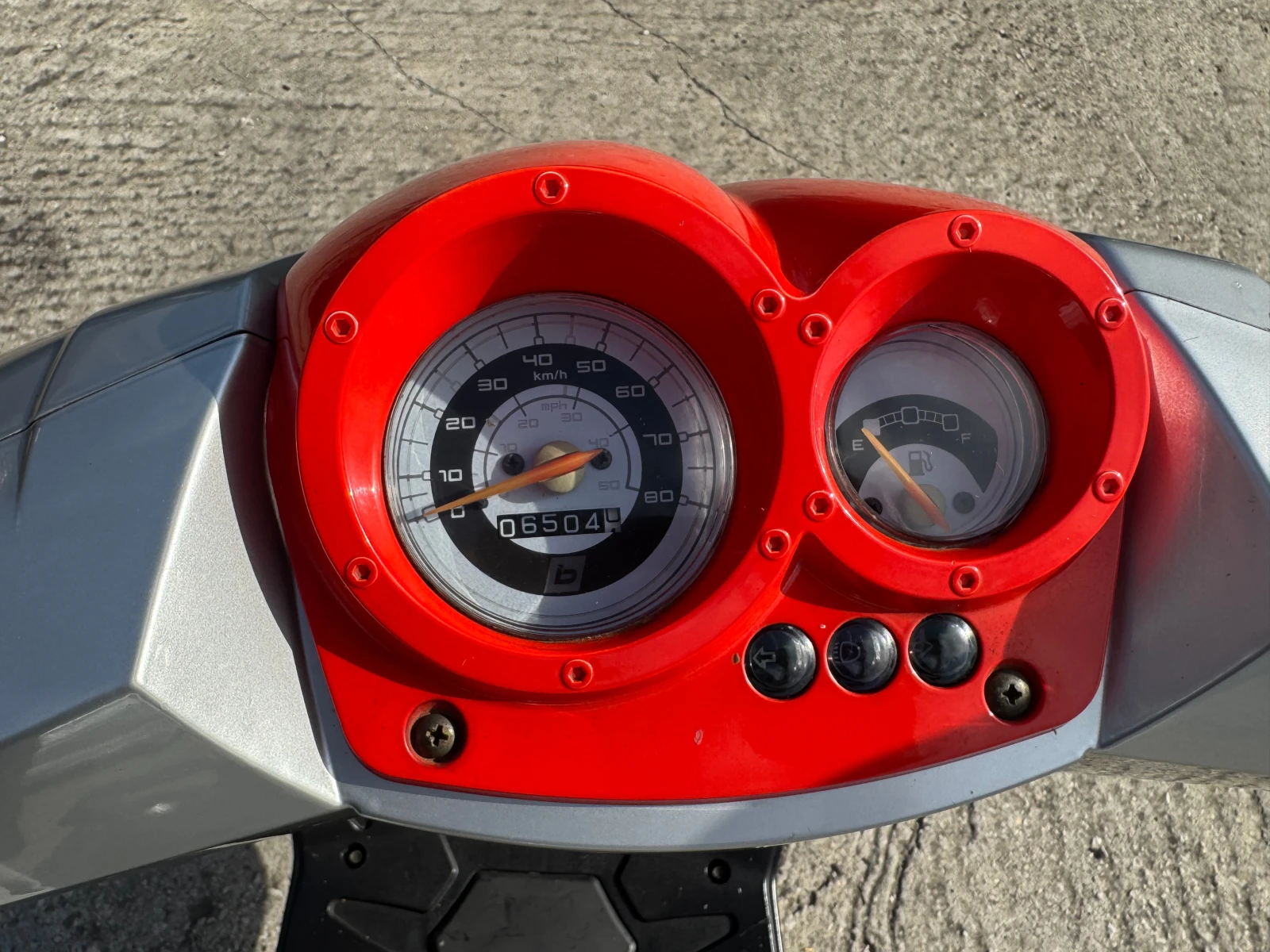 Kymco Vitality 50, снимка 13 - Мотоциклети и мототехника - 54742364