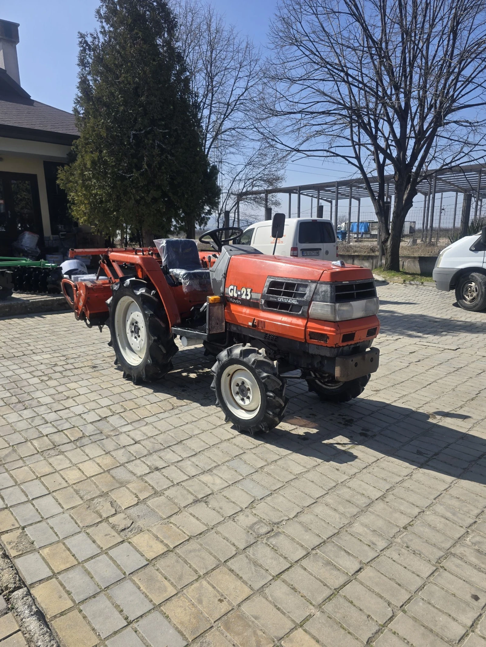 Трактор Kubota GL23