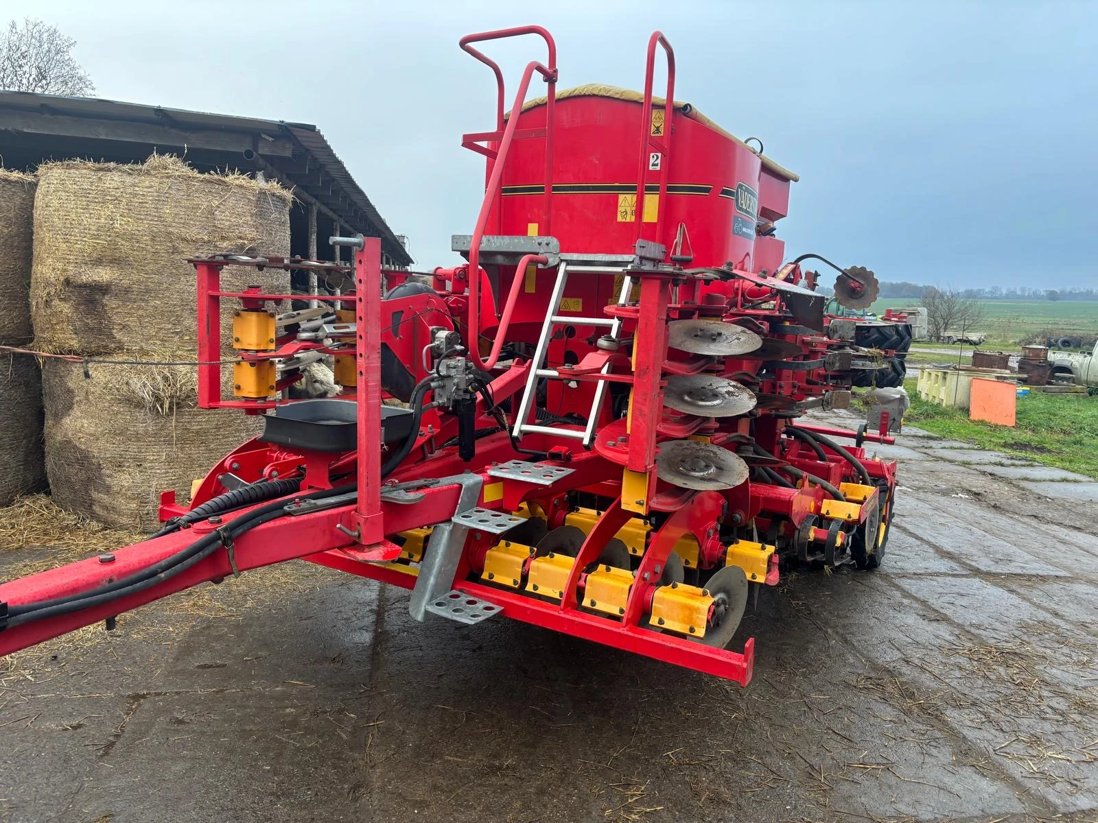 Сеялка Vaderstad RAPID 400 S 4 МЕТРА СГЪВАЕМА ЛИЗИНГ