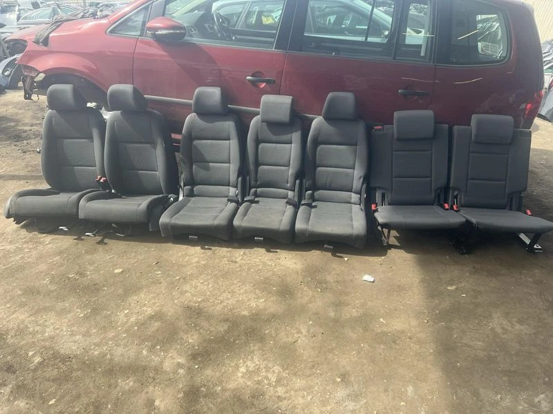 Салон VW TOURAN 2010-15год ляв Туран 2 подгрев 7 места ном 923