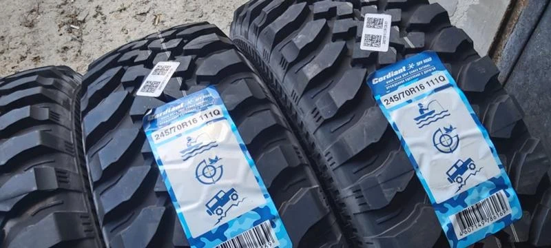 Гуми Всесезонни 245/70R16, снимка 3 - Гуми и джанти - 34005636