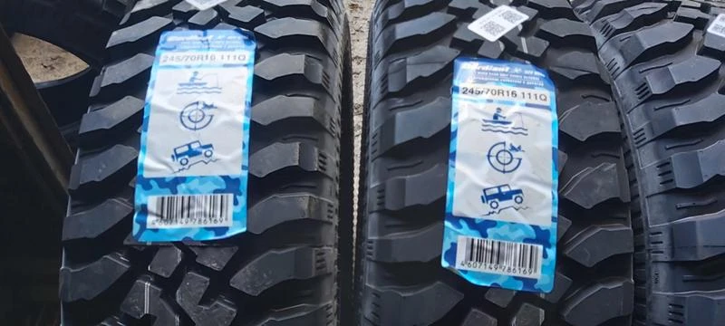 Гуми Всесезонни 245/70R16, снимка 2 - Гуми и джанти - 34005636