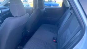 Toyota Auris 1.2T MT, снимка 13