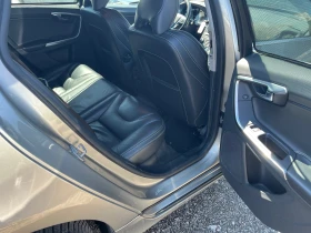 Volvo V60 D6 Plug-in Hybrid 4x4 Navi, снимка 17
