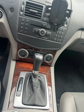 Mercedes-Benz C 220, снимка 8