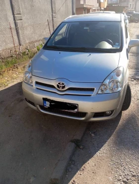 Toyota Corolla verso, снимка 1