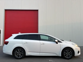 Toyota Avensis 1.6 D4D* Navi* Distronic* Keyless* Panorama* Camer - 17700 лв. - 95925552 7