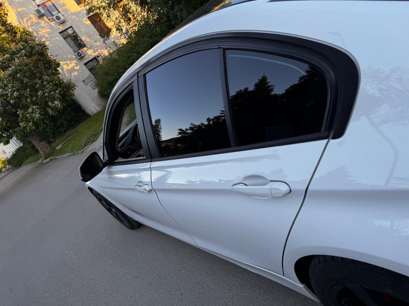 BMW 320 xDrive, снимка 6 - Автомобили и джипове - 46099502