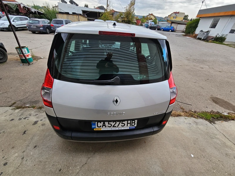 Renault Scenic, снимка 4 - Автомобили и джипове - 47690307