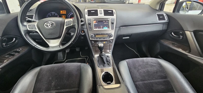 Toyota Avensis 2.0 D-4D 126ks , снимка 9 - Автомобили и джипове - 48334865