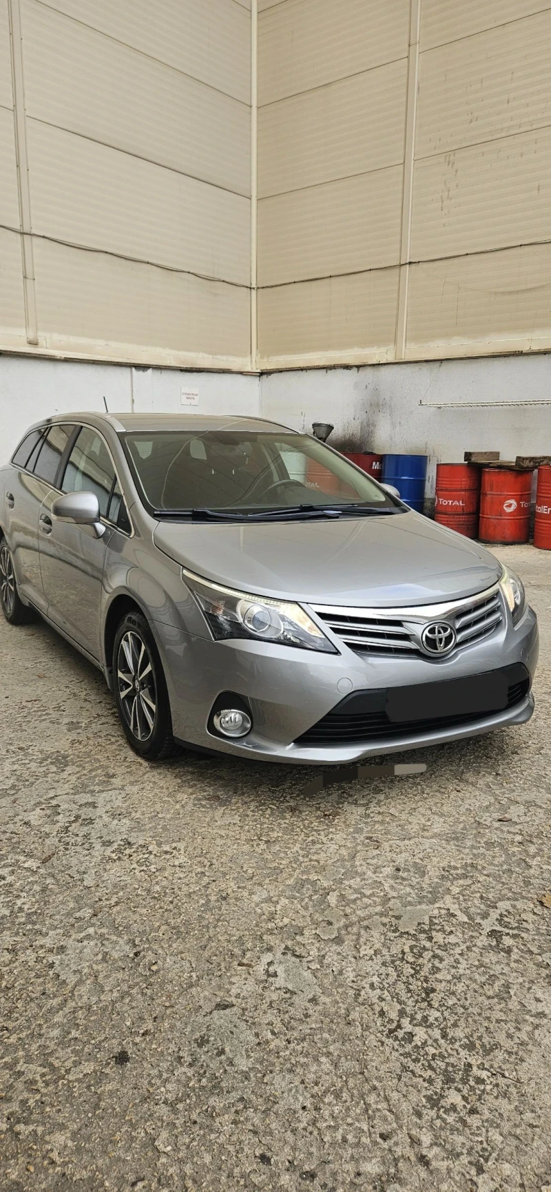 Toyota Avensis 2.0 D-4D 126ks , снимка 3 - Автомобили и джипове - 48334865