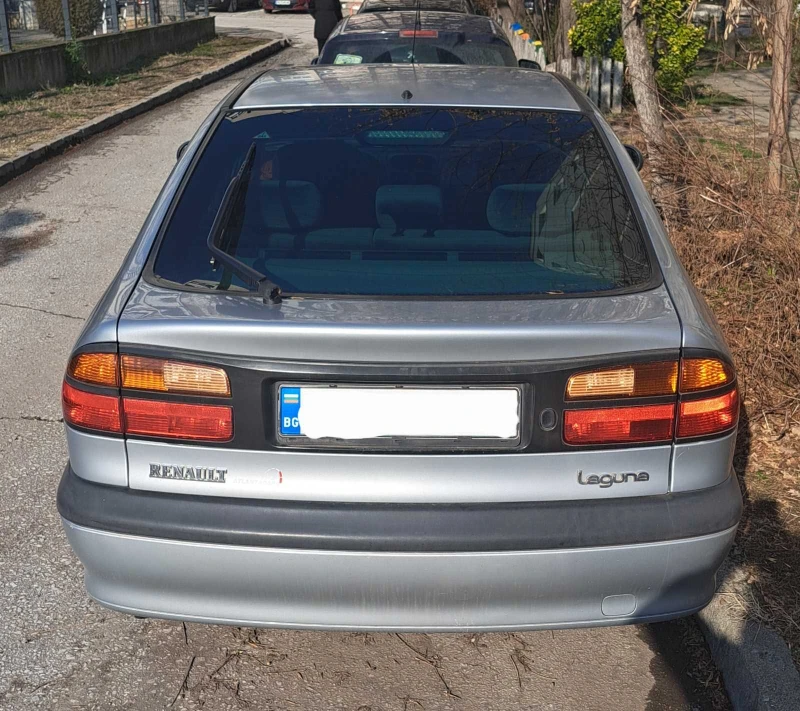 Renault Laguna, снимка 2 - Автомобили и джипове - 48520395