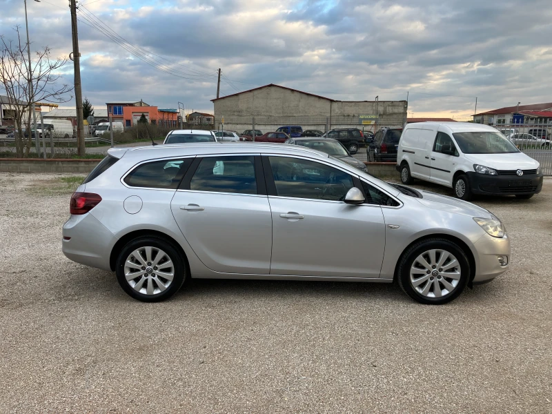 Opel Astra 1.7 CDTI, снимка 10 - Автомобили и джипове - 49588867