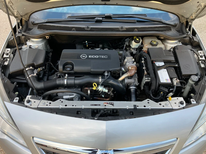 Opel Astra 1.7 CDTI, снимка 17 - Автомобили и джипове - 49588867