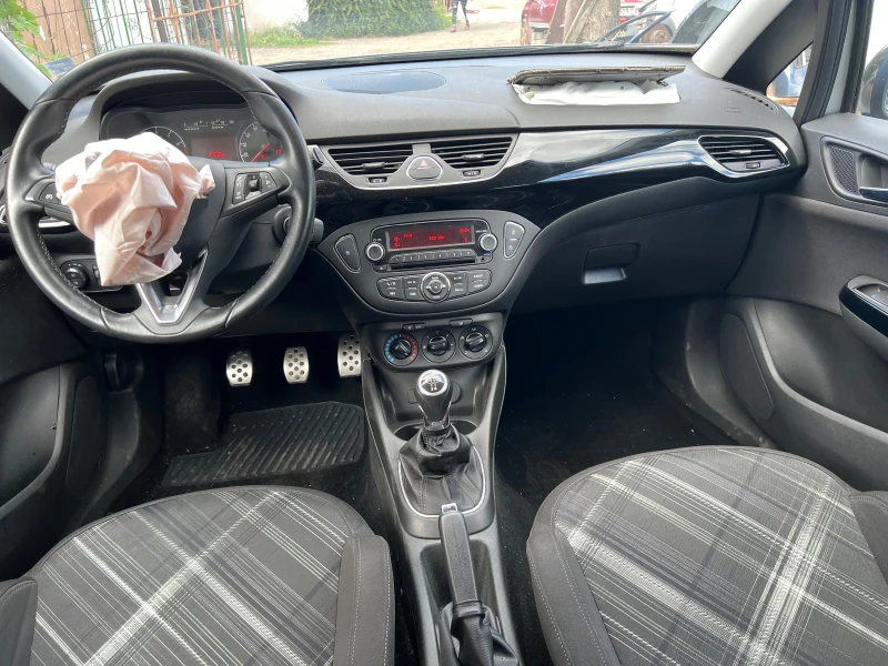 Opel Corsa 1.2, снимка 11 - Автомобили и джипове - 50070663