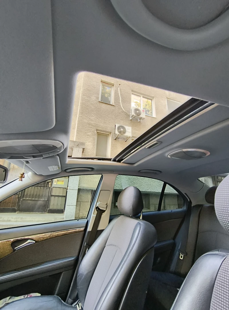 Mercedes-Benz E 280 3.2 РЕДОВИЯ 6 ЦИЛИДЪРА, снимка 7 - Автомобили и джипове - 52808493