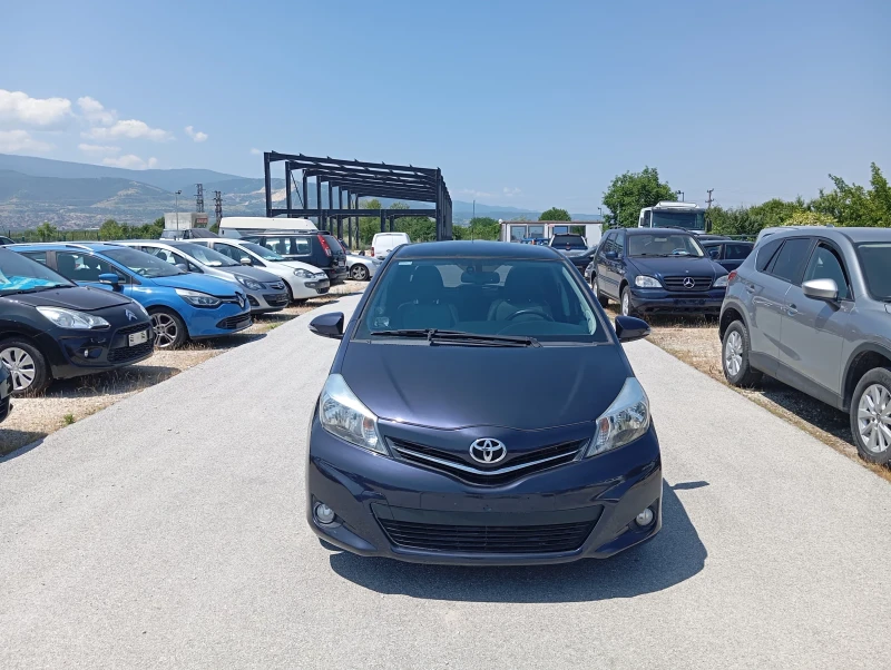 Toyota Yaris 1.4 дизел , снимка 5 - Автомобили и джипове - 50682746