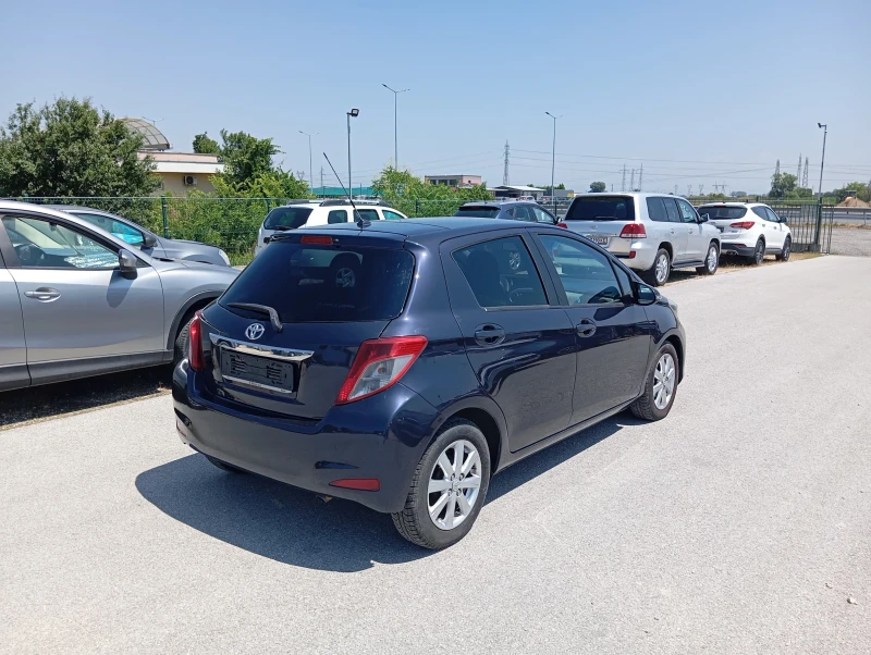 Toyota Yaris 1.4 дизел , снимка 3 - Автомобили и джипове - 50682746