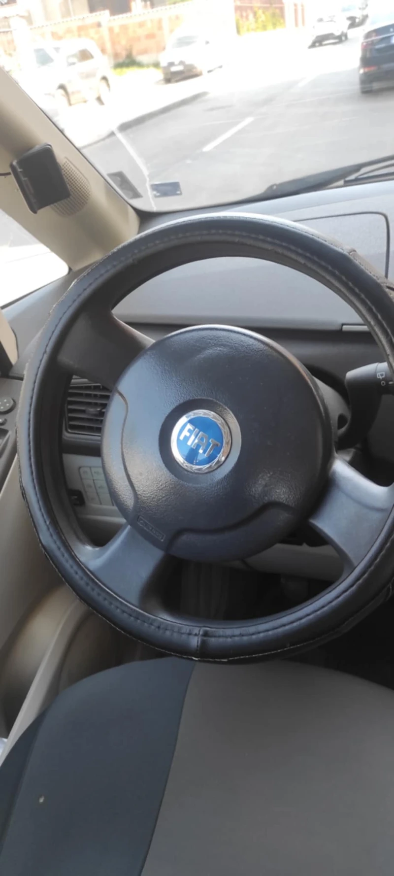 Fiat Idea, снимка 8 - Автомобили и джипове - 52508264