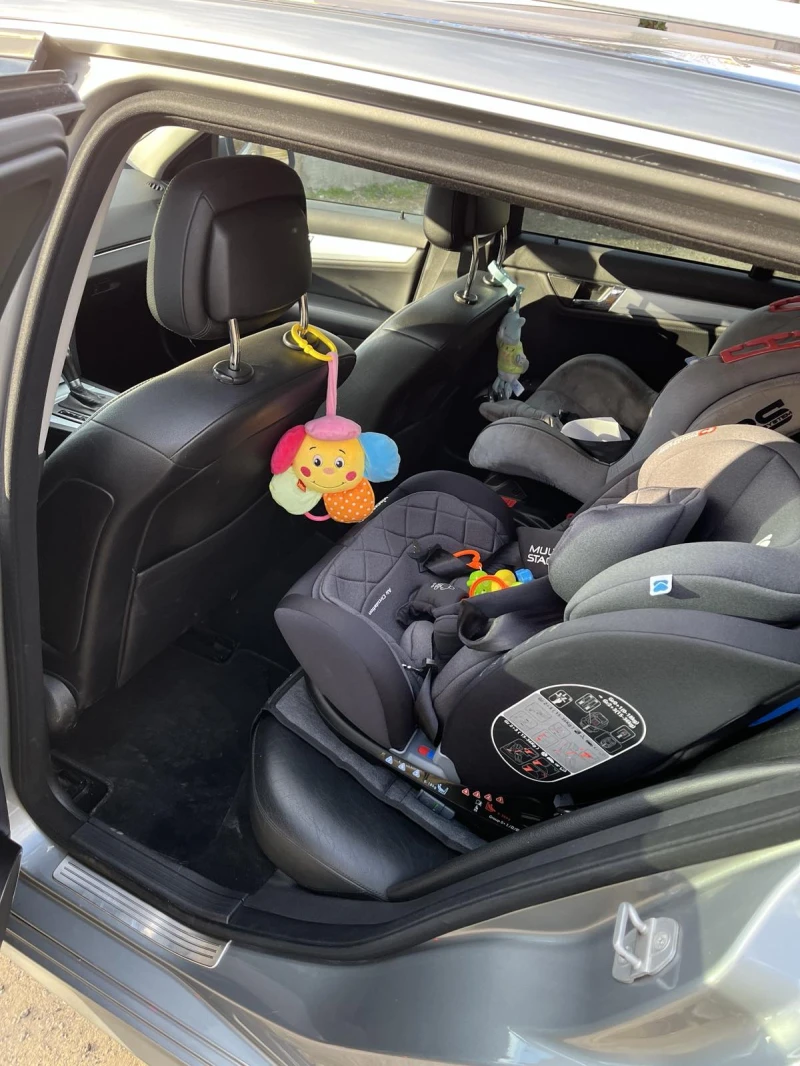 Mercedes-Benz C 220, снимка 5 - Автомобили и джипове - 53247306