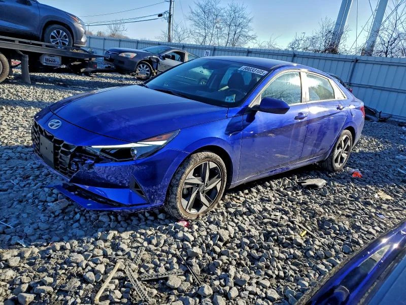 Hyundai Elantra 2.0L 4 Front-wheel Drive, снимка 2 - Автомобили и джипове - 52907545