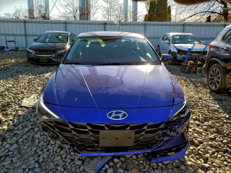 Hyundai Elantra 2.0L 4 Front-wheel Drive, снимка 10 - Автомобили и джипове - 52907545