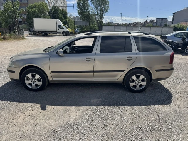 Skoda Octavia, снимка 3 - Автомобили и джипове - 54708128