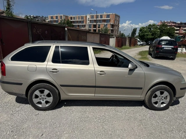 Skoda Octavia, снимка 6 - Автомобили и джипове - 54708128