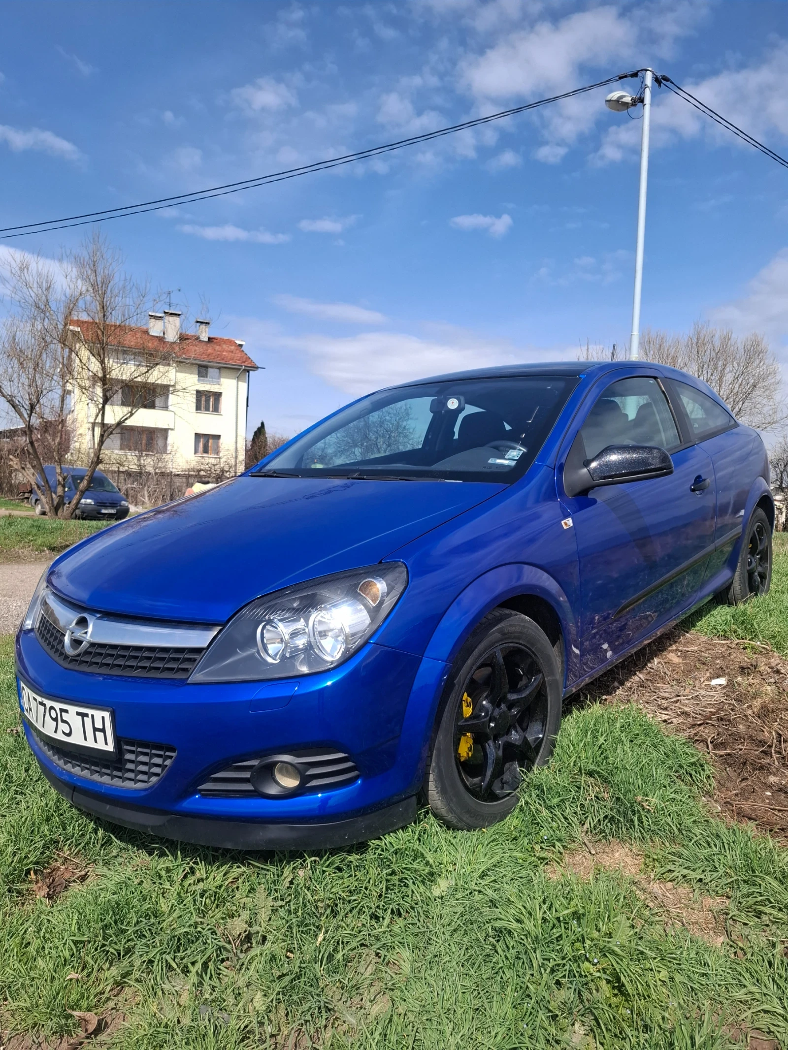 Opel Astra GTC, снимка 1
