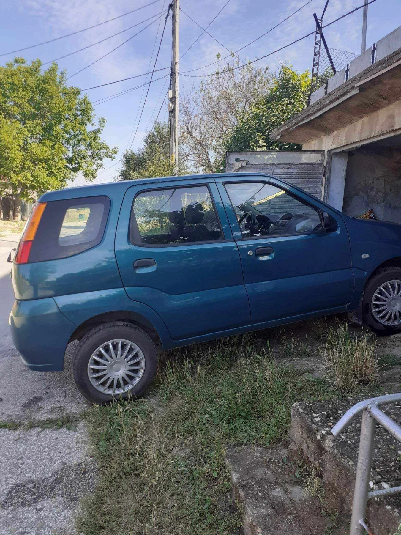 Subaru Justy  - изображение 2