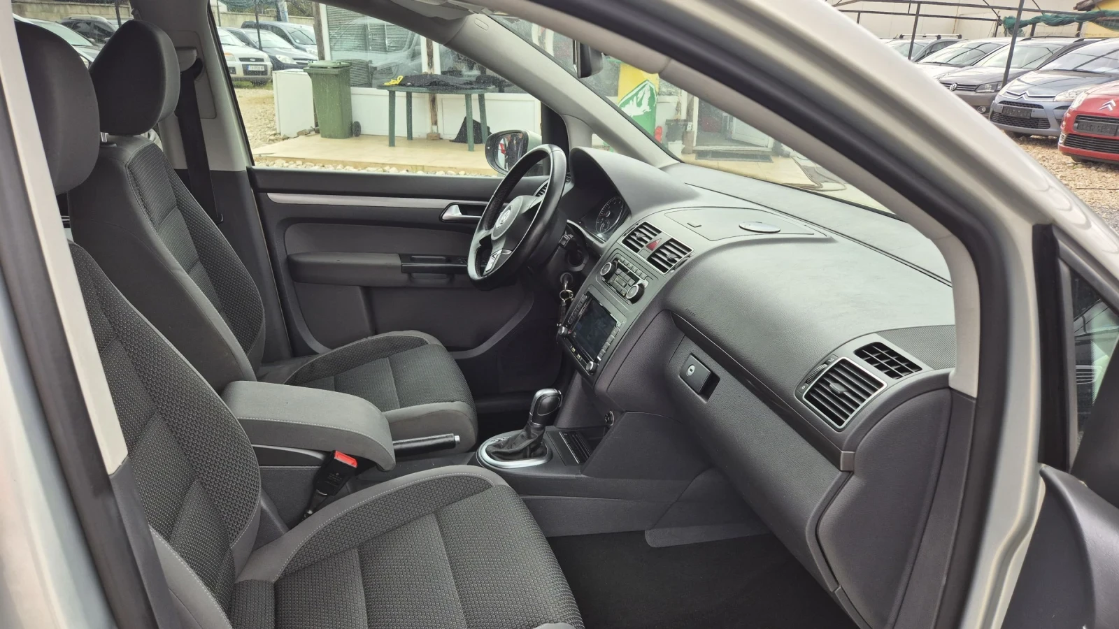 VW Touran 1.4 NAVIGACIA | Mobile.bg — изображение 15