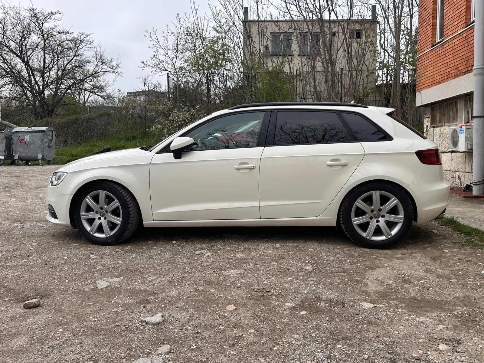 Audi A3 Automatic Sportback 2.0TDI 150к.с. - изображение 6
