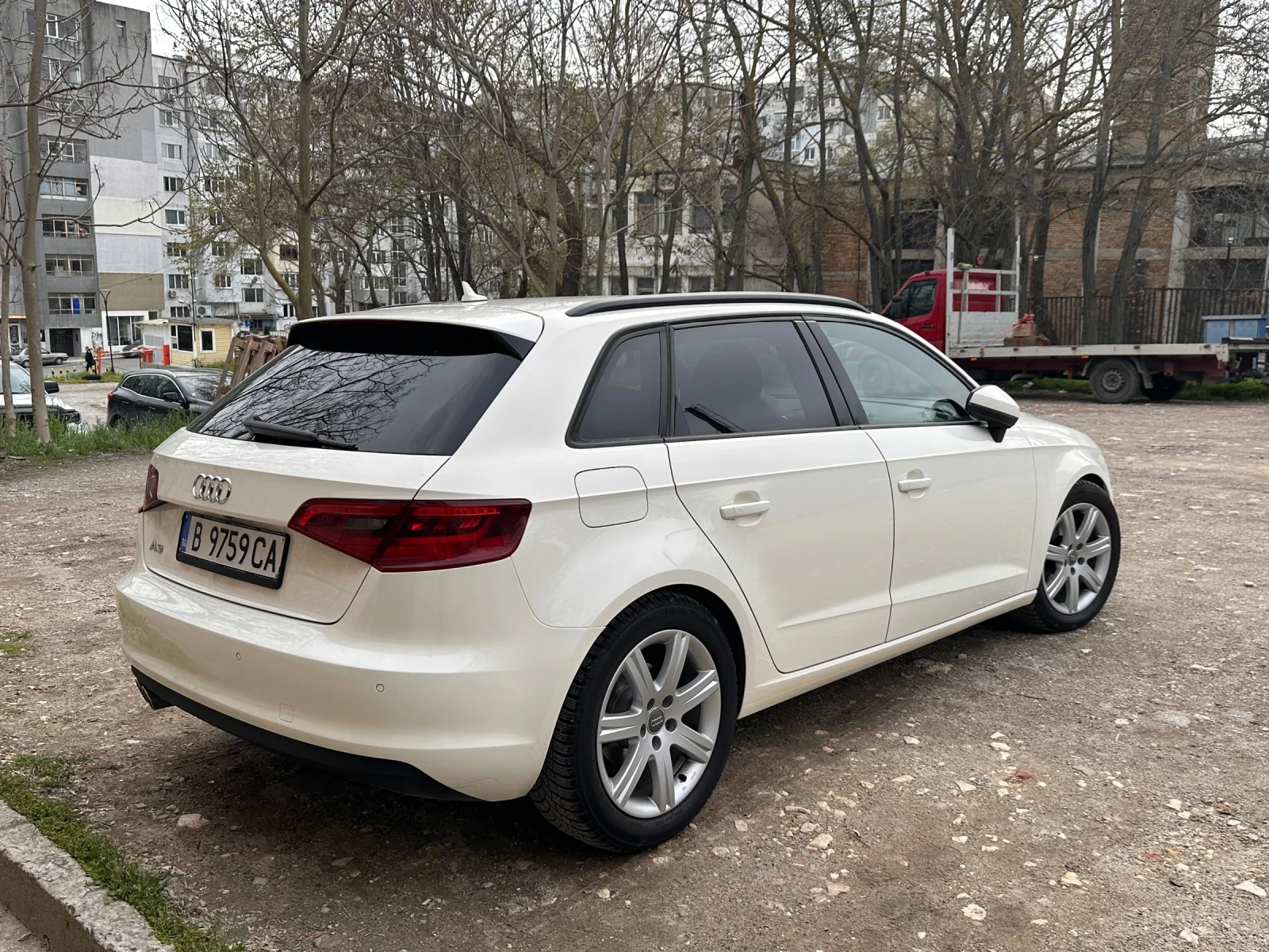 Audi A3 Automatic Sportback 2.0TDI 150к.с. - изображение 2