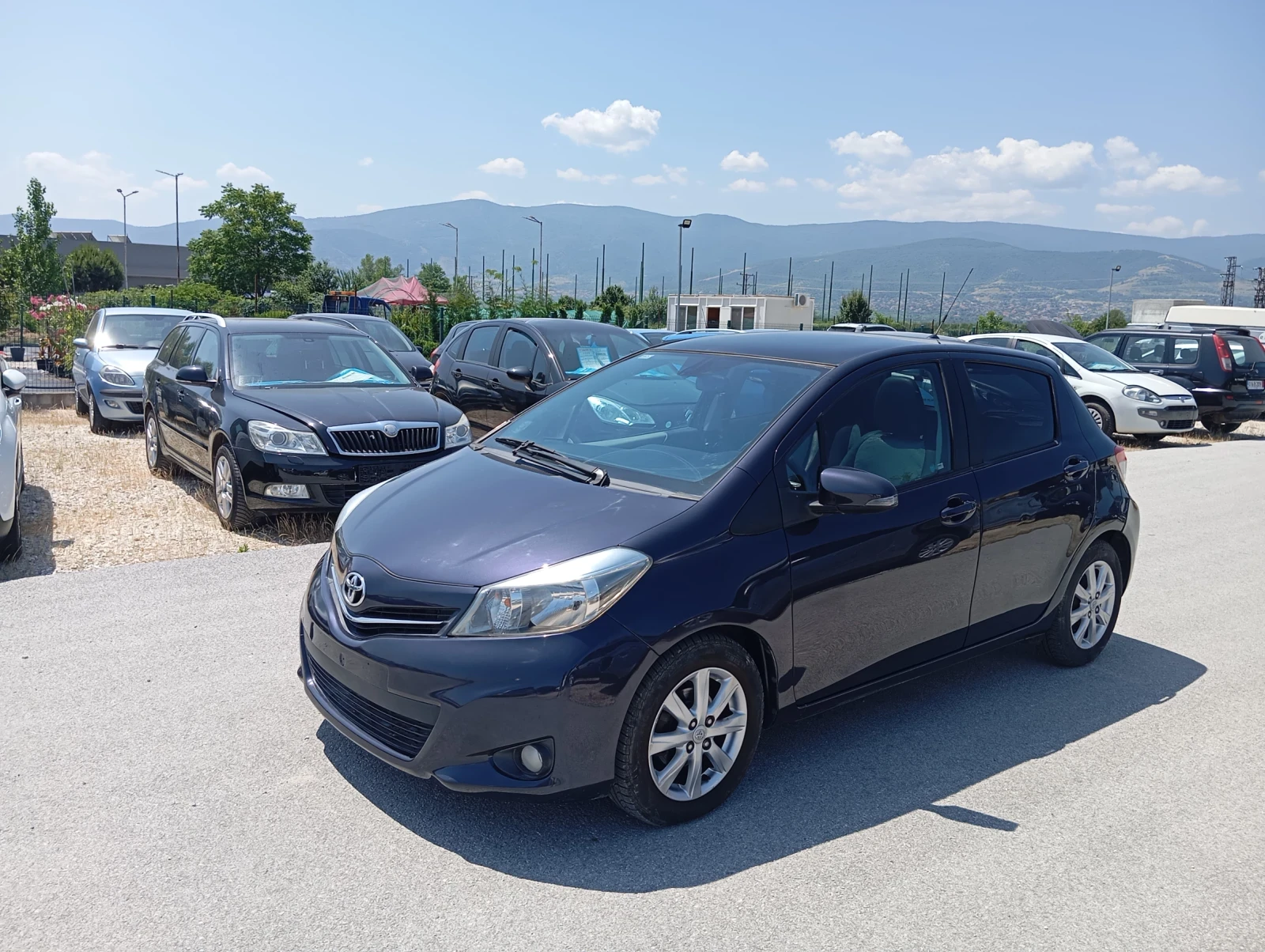 Toyota Yaris 1.4   | Mobile.bg   12