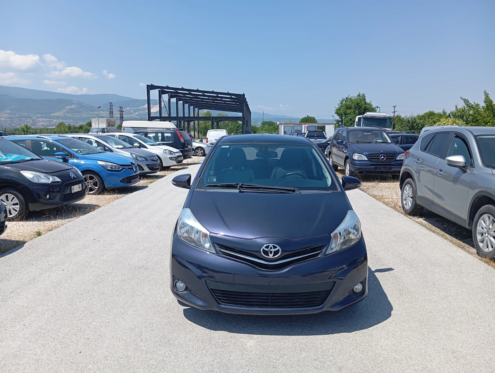 Toyota Yaris 1.4 дизел  - изображение 5