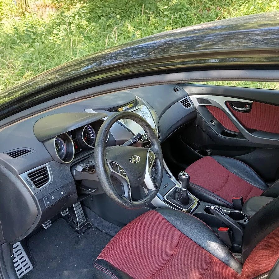 Hyundai Elantra  - изображение 5