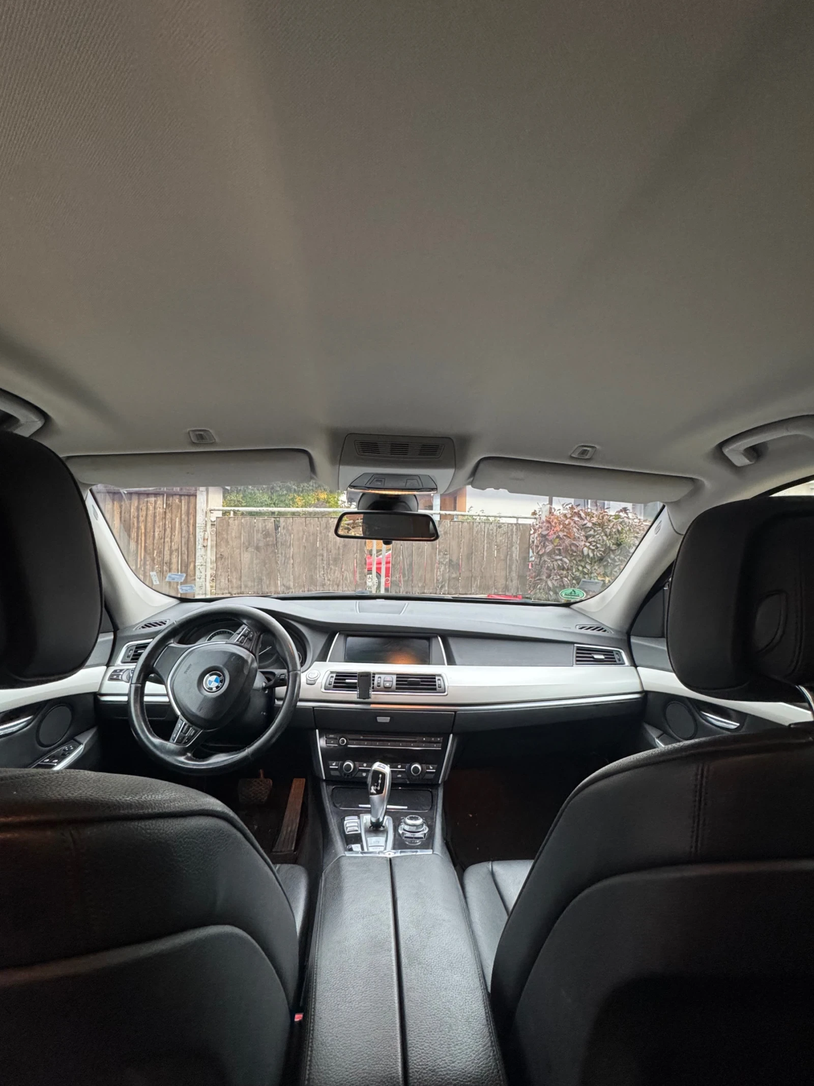 BMW 5 Gran Turismo  - изображение 8