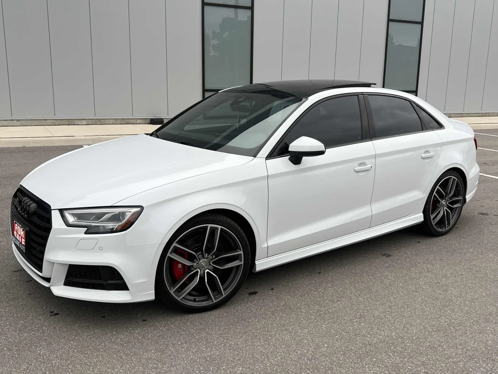 Audi S3 TECHNIK CARFAX АВТО КРЕДИТ  - изображение 2