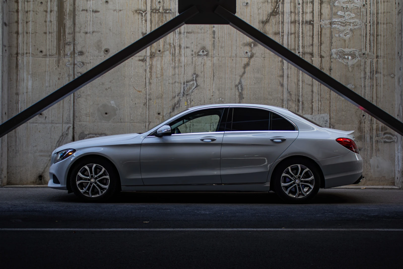 Mercedes-Benz C 300 DISTRONIC* CAMERA* РЕАЛНИ 100 000 КМ - изображение 4