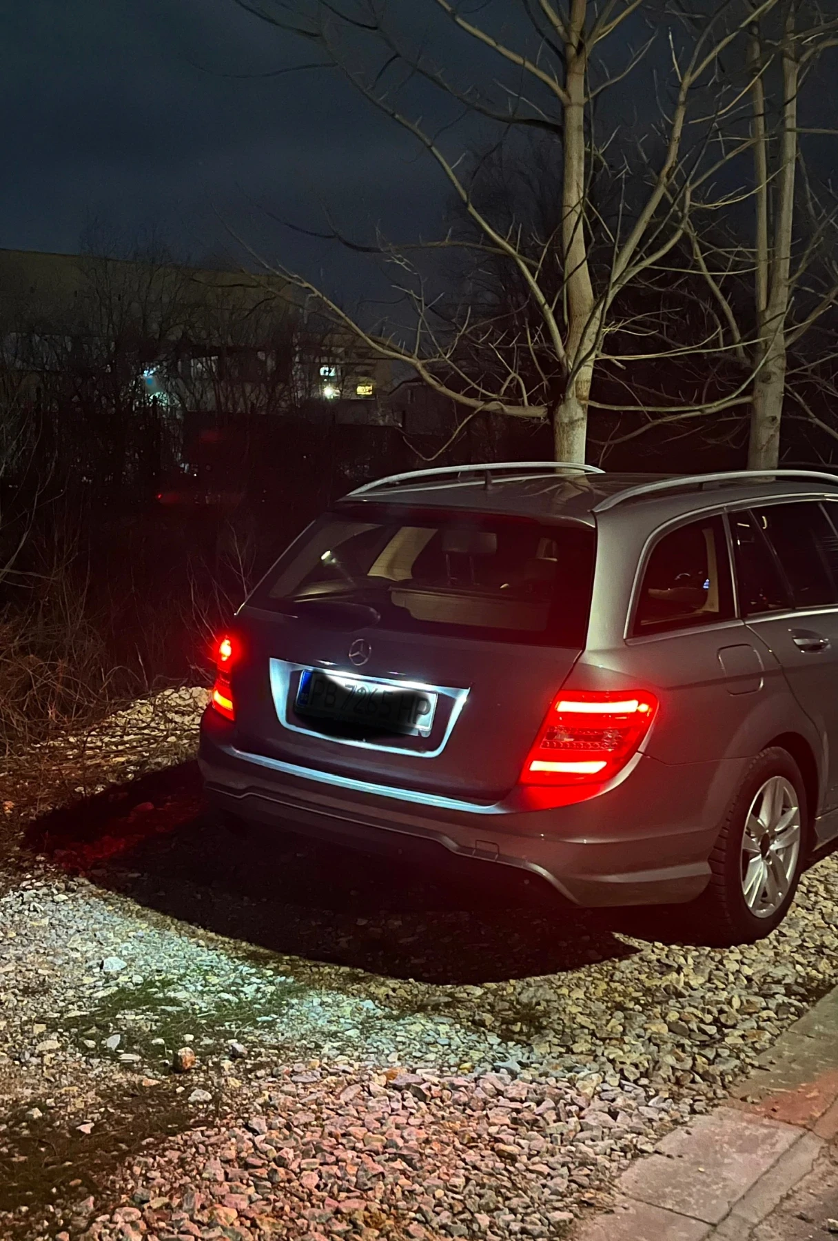 Mercedes-Benz C 220, снимка 11 - Автомобили и джипове - 53740884