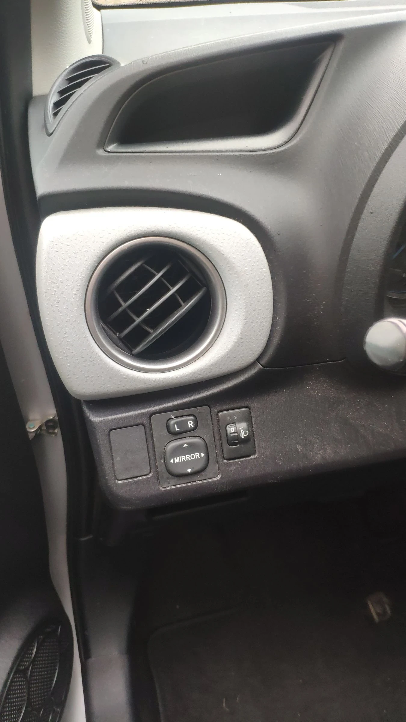 Toyota Yaris | Mobile.bg � ����������� 8