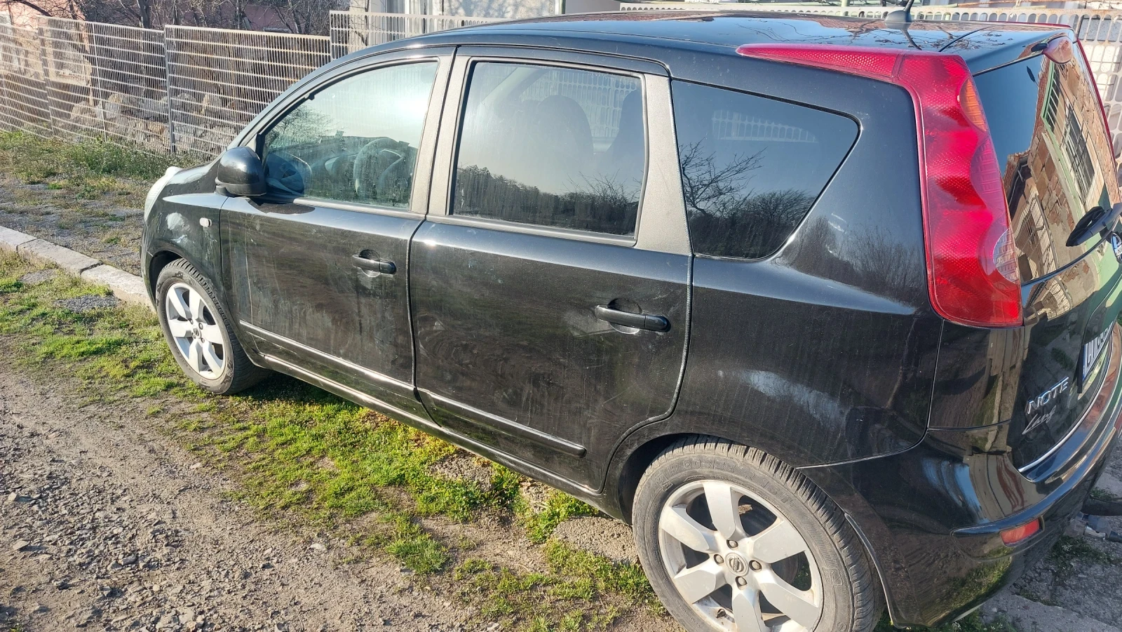 Nissan Note 1.4 i, снимка 5 - Автомобили и джипове - 53838550