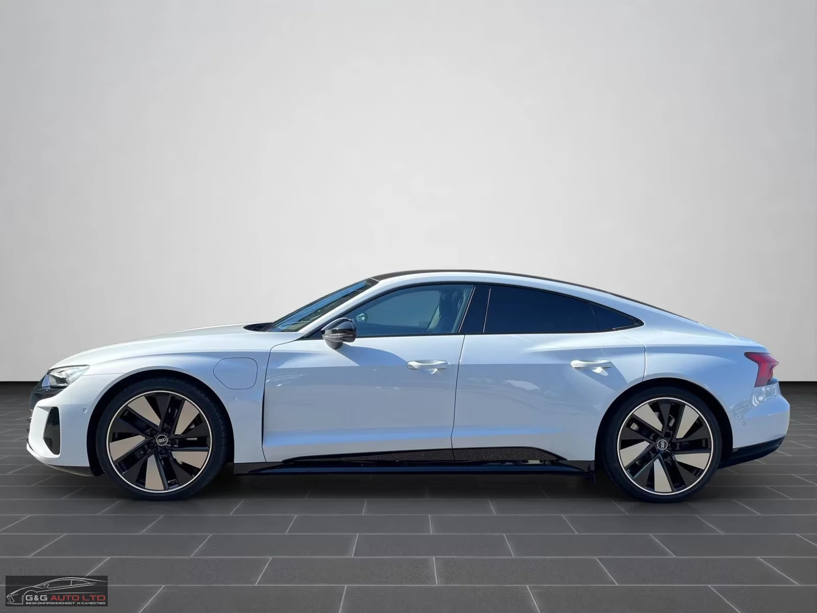 Audi E-Tron GT QUATTRO/476HP/MATRIX/PANO/360/ACC/MEMO/234z, снимка 3 - Автомобили и джипове - 54041962