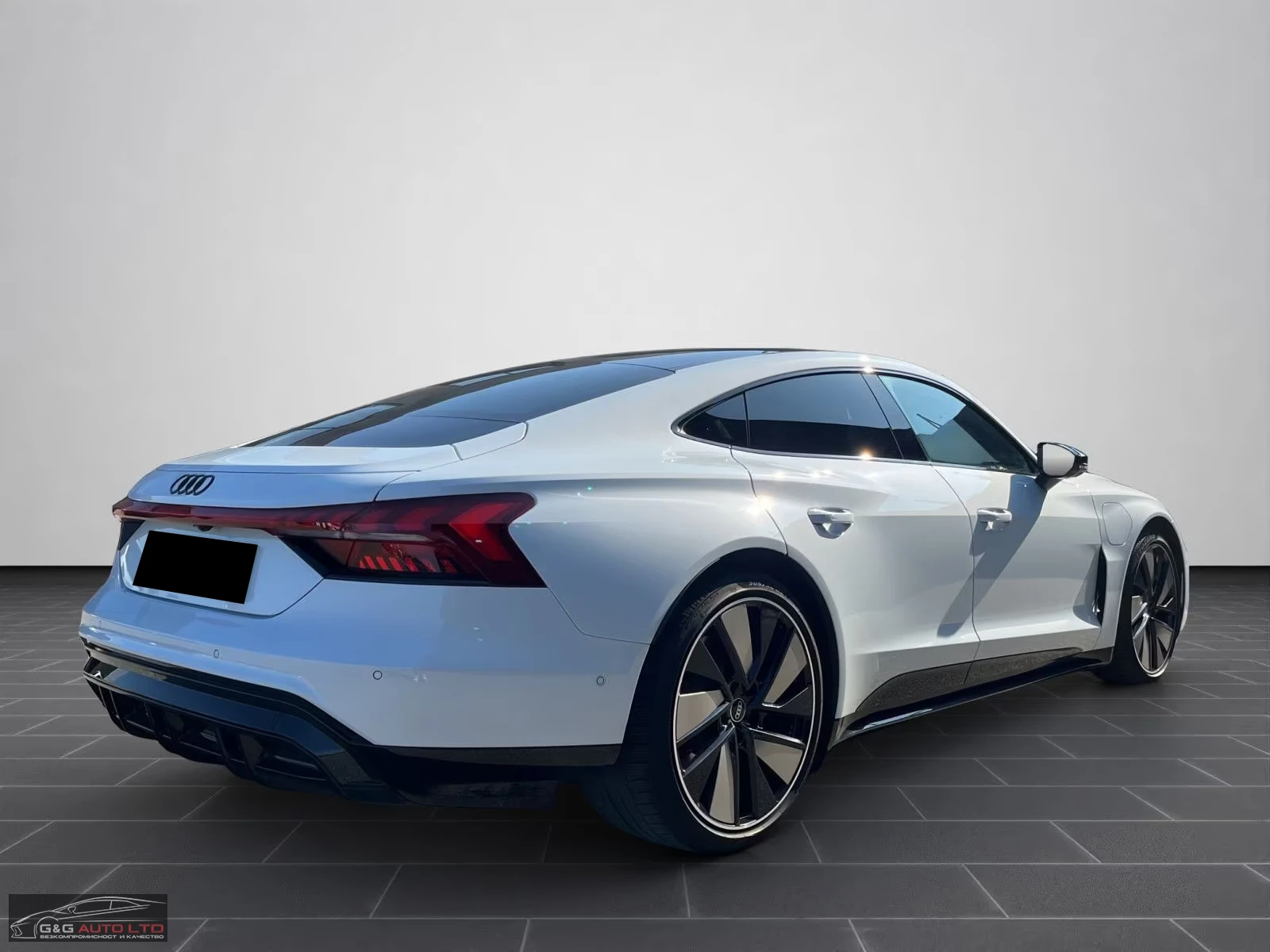 Audi E-Tron GT QUATTRO/476HP/MATRIX/PANO/360/ACC/MEMO/234z, снимка 4 - Автомобили и джипове - 54041962